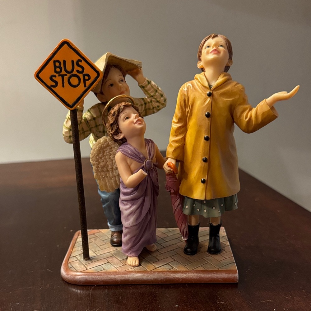Demdaco Prayers & Promises It's a Matter of Perspective Bus Stop Angel figur